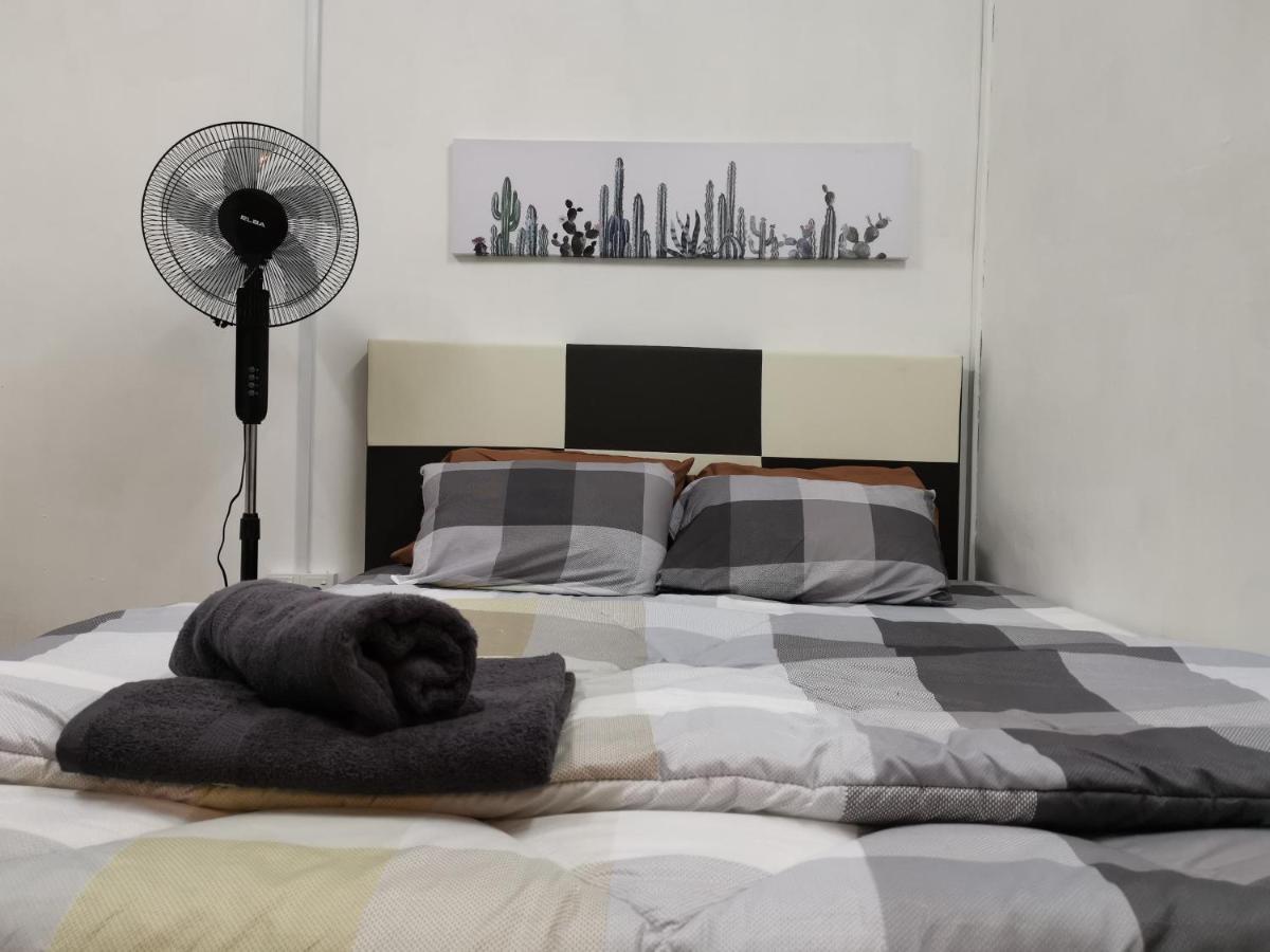 Sri Makmur Pontian Homestay Pontian Besar 外观 照片