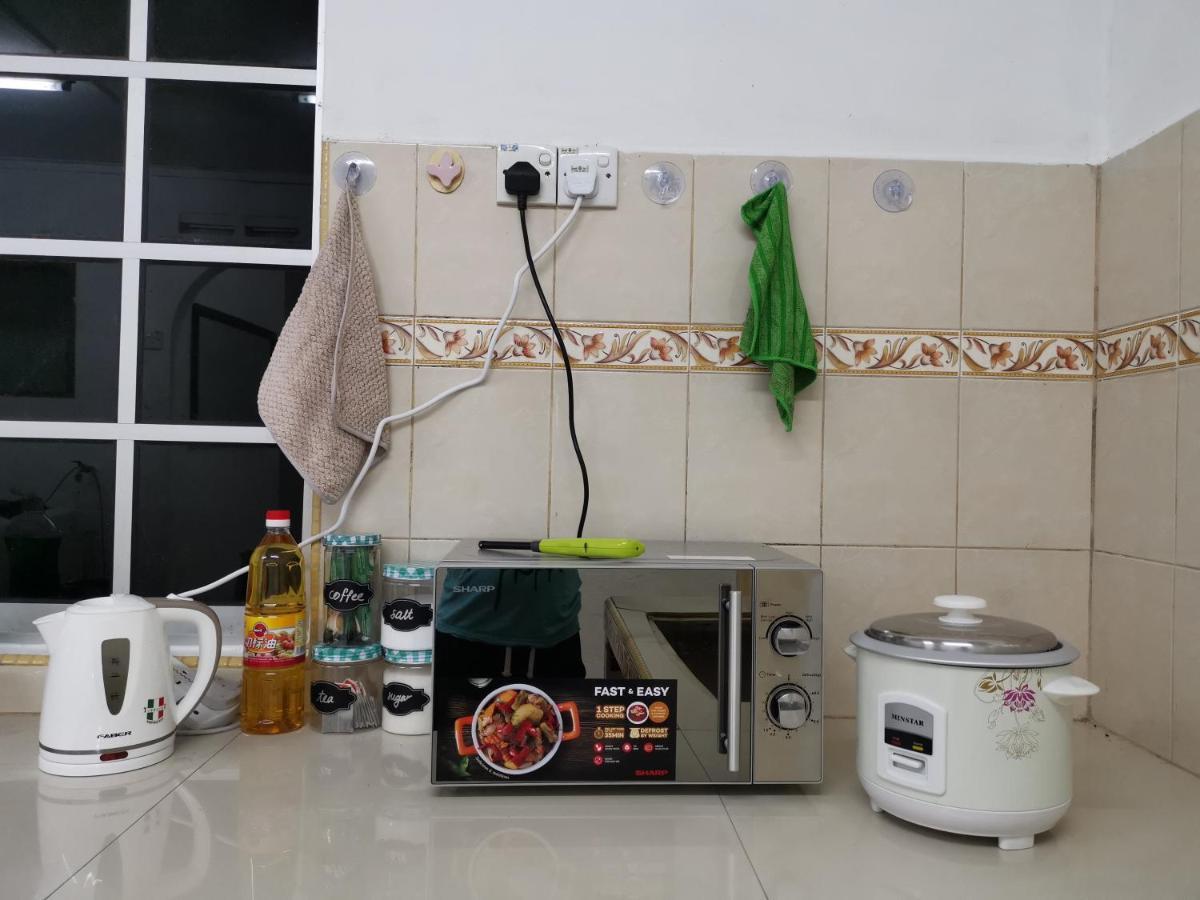Sri Makmur Pontian Homestay Pontian Besar 外观 照片