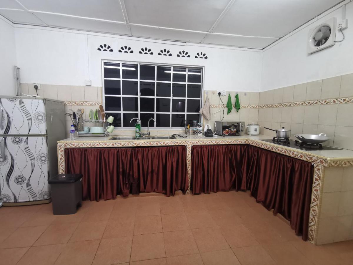 Sri Makmur Pontian Homestay Pontian Besar 外观 照片